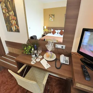 4* Hotel Rin