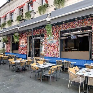 Otel Forty One, Bükreş